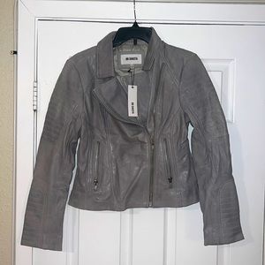 Bbdakota nwt size small 100% leather color grey womens